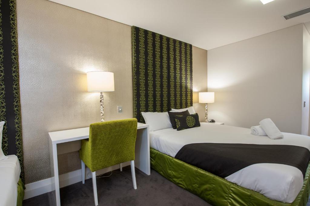 City Golf Club Motel photo