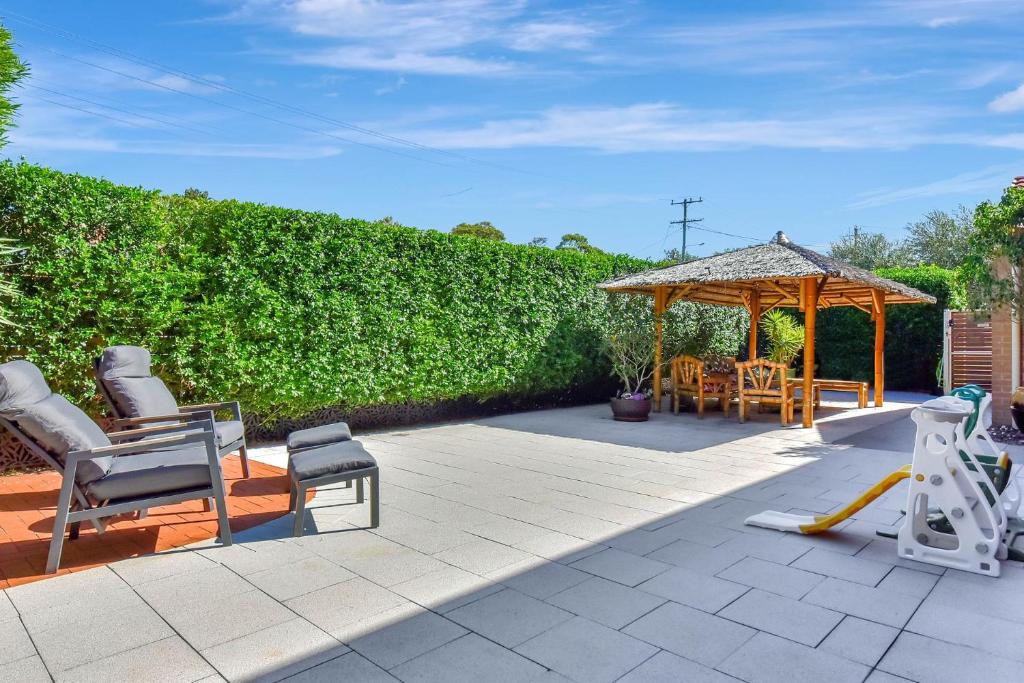 Nelly's Nest, Nelson Bay