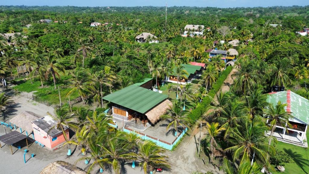 PalMar Ecolodge, Moñitos