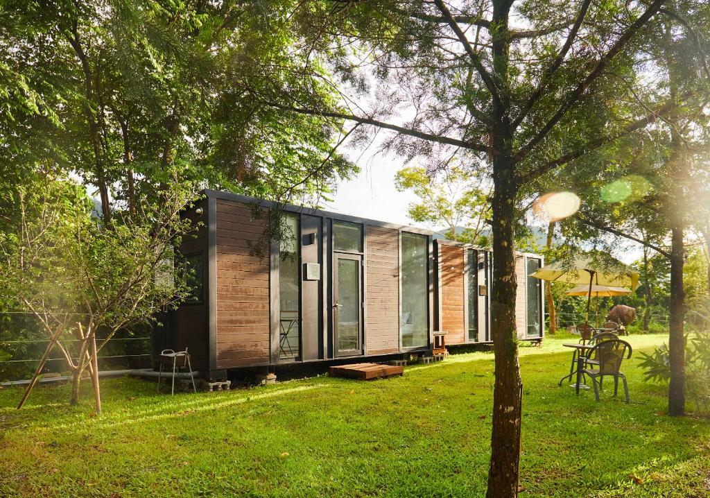 Yiyouguo 1 by Tiny Away