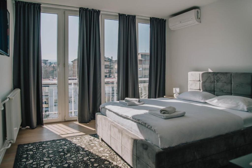 Engadin Newly designed 1BDR - 5