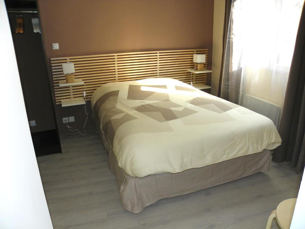 Provencal Vintage Cocoon - 4
