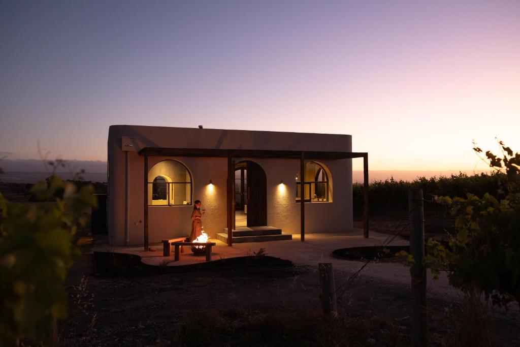 Clay - Rare Earth Retreats, McLaren Vale