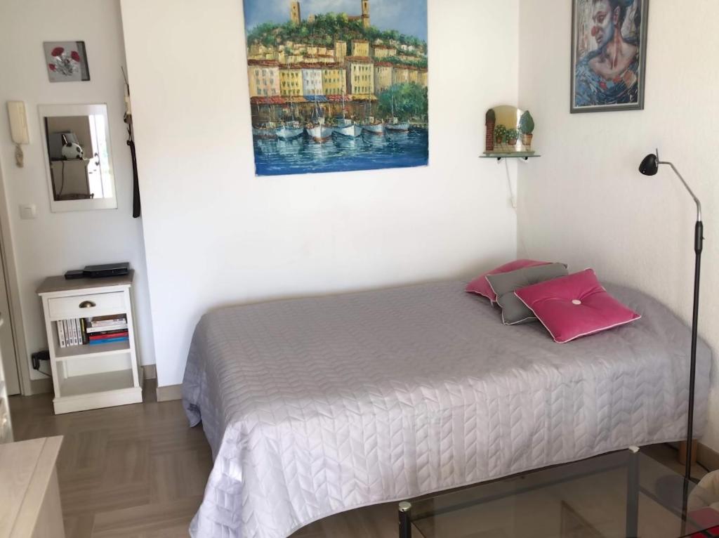 Studio CANNES, Cannes