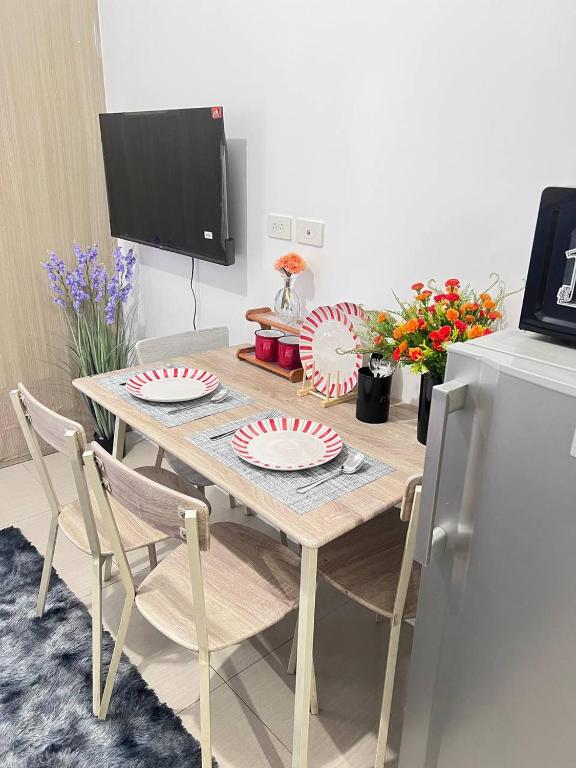 Unistay Shore Res with Bal Manila Bay View nr MOA, Manila