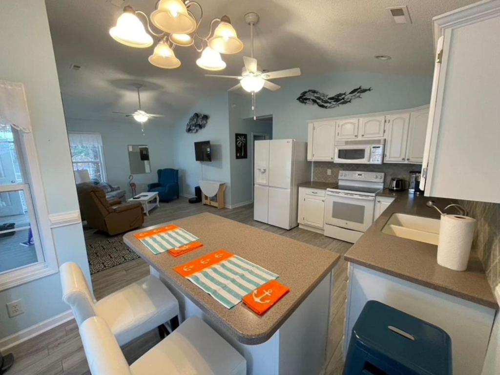 Pet Friendly Golf Cart Elevator, Myrtle Beach