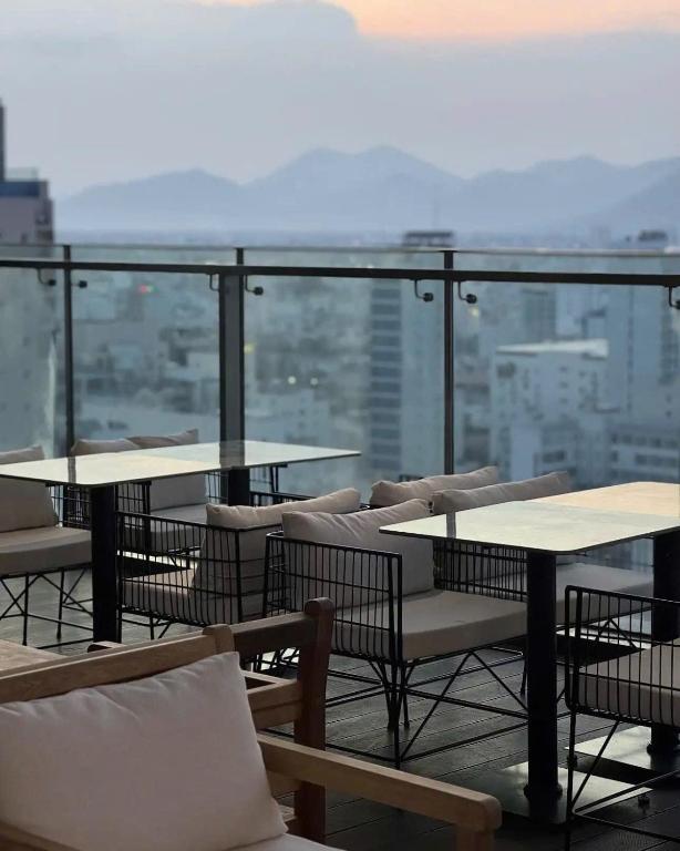 Bar/lounge