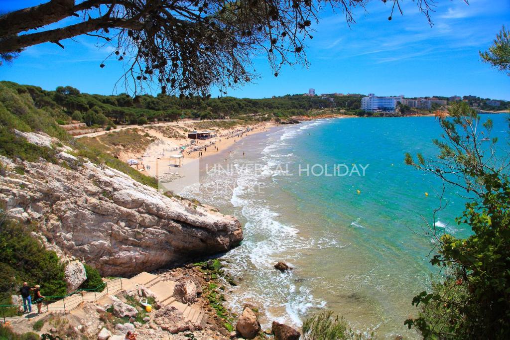 UHC Salou Pacific Apartments — Beach in Salou, Catalonia