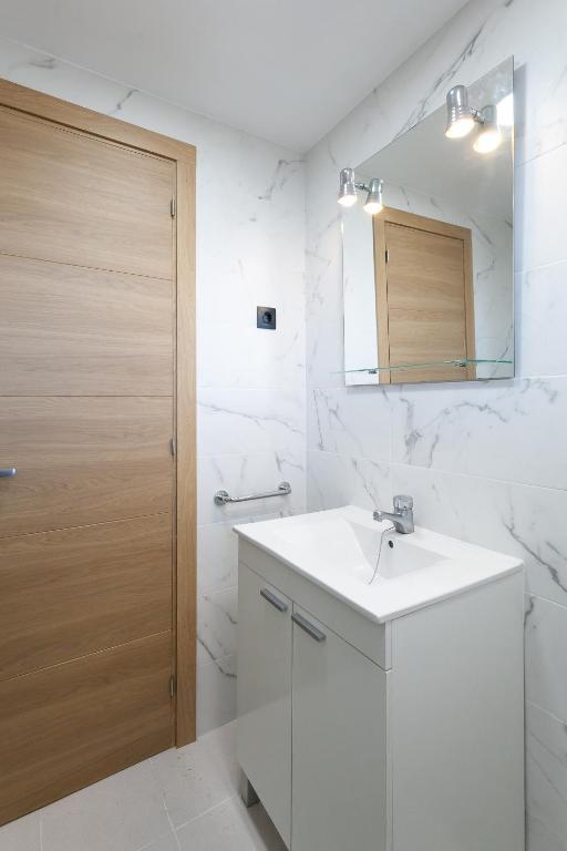 UHC Salou Pacific Apartments — Hotel rooms in Salou, Catalonia