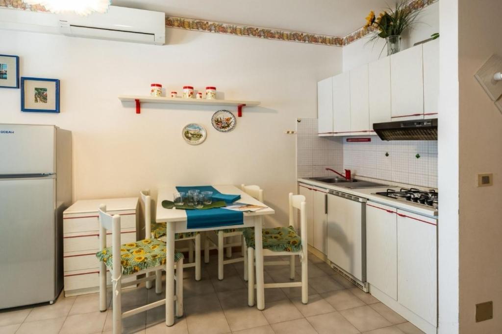 Ideal getaway apartment for groups in Bibione - 2