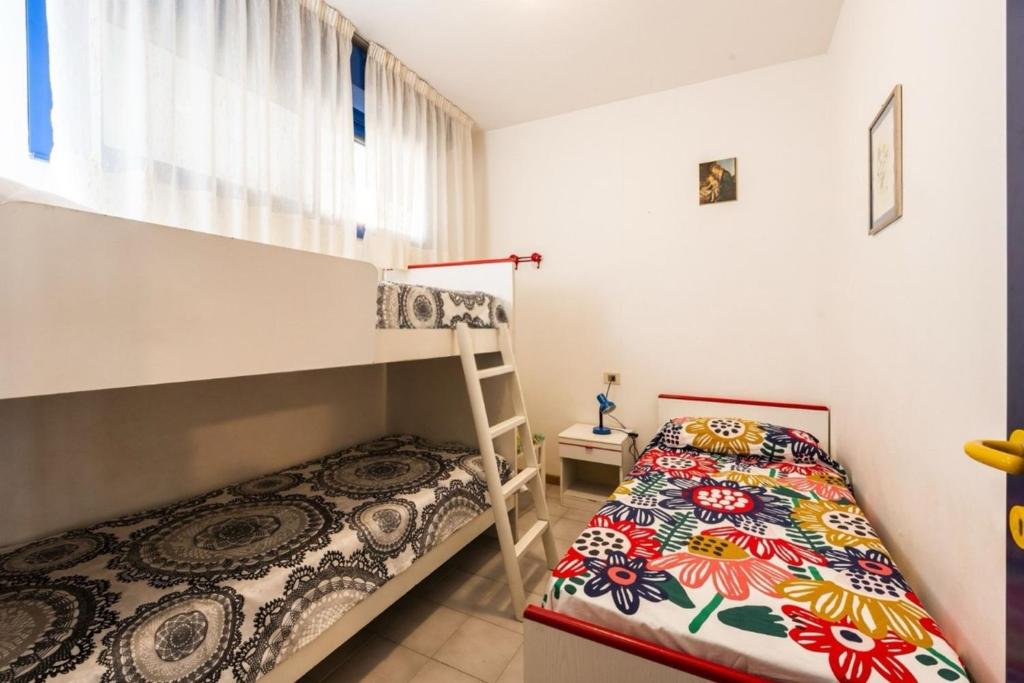 Ideal getaway apartment for groups in Bibione - 5