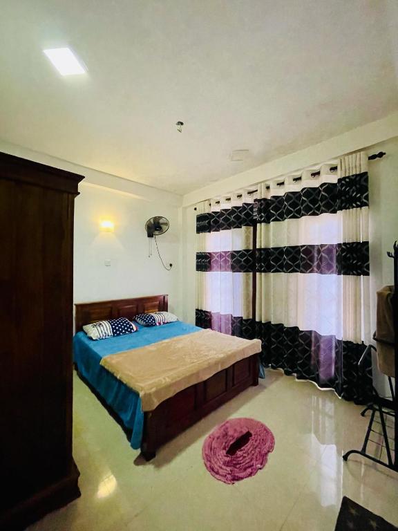 Devil mountain guest, Kalupahana