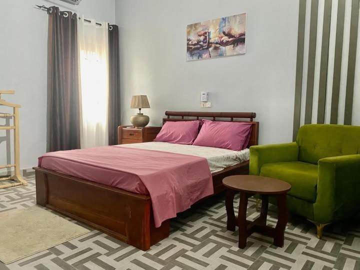 Le Petit Manoir HSR, Cotonou