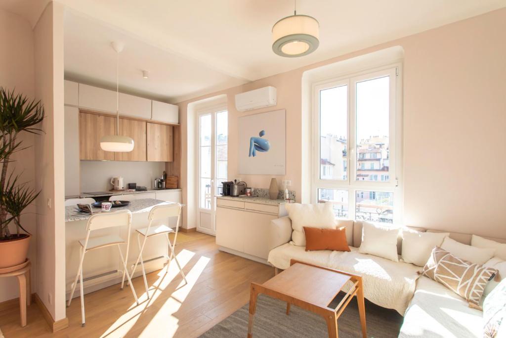 #25 Staywizus - 2BDR Port, 5min from the Old Town Balcony, AC & WIFI - 3