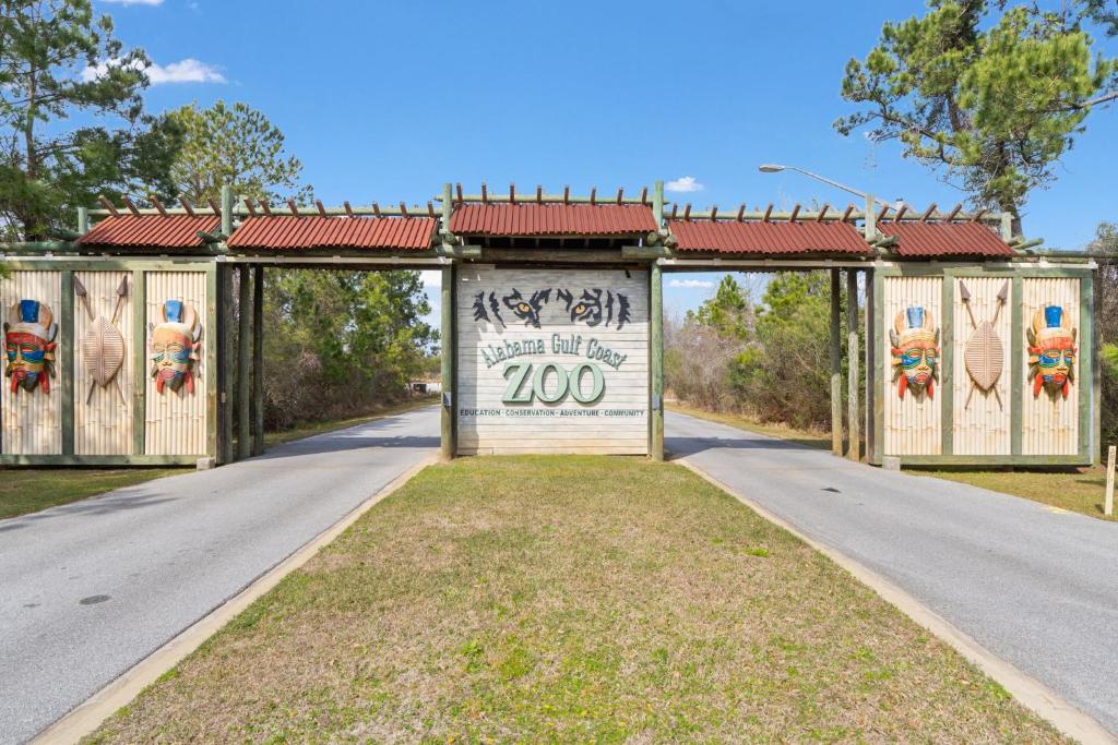 Lighthouse 914 by Vacation Homes Collection, Gulf Shores