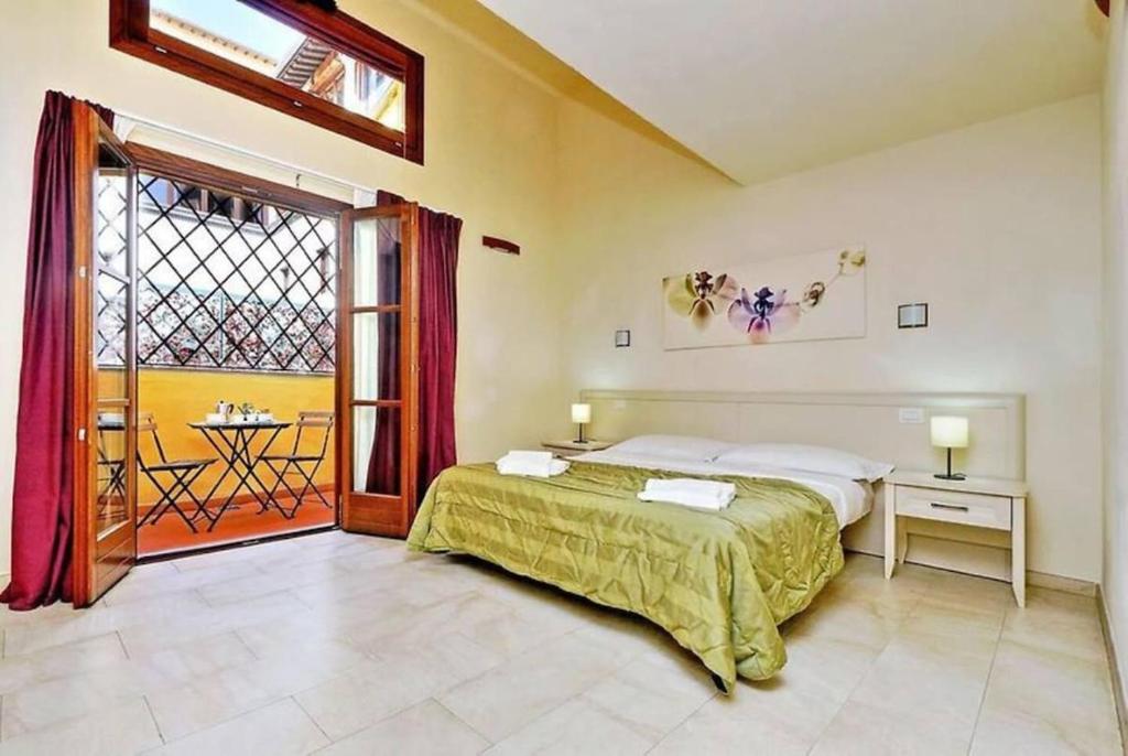 Albizi Botticelli Apt 204 - 5