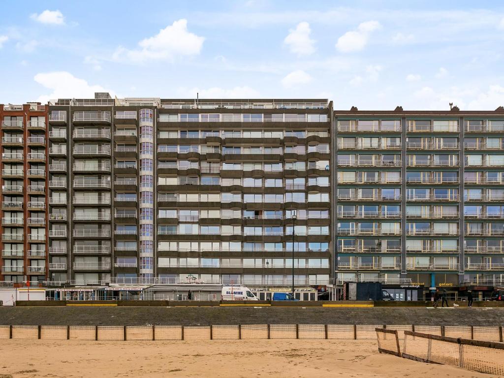 Apartment in Blankenberge with Sea Views, Blankenberge