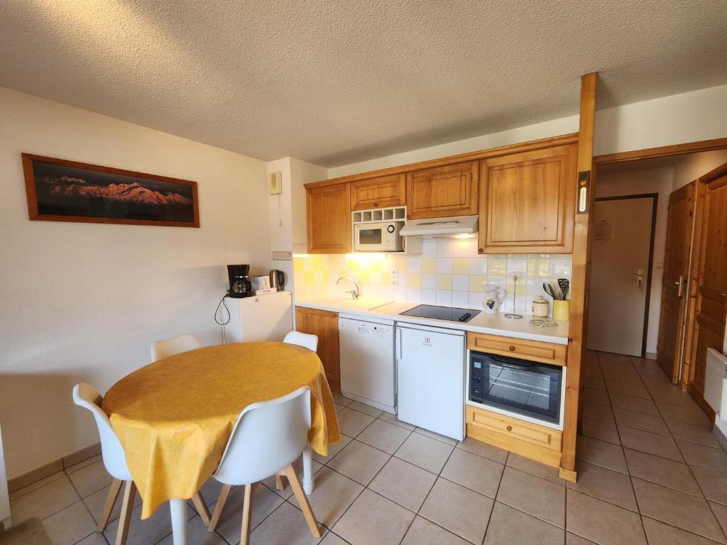 Appartement confort 4 pers avec balcon et garage, coeur de Samoëns - FR-1-629-101 - 3