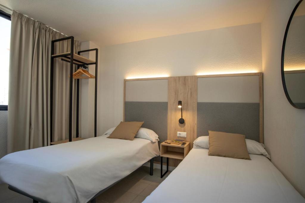 Dynastic Rooms Apartments — Benidorm, Valencian Community