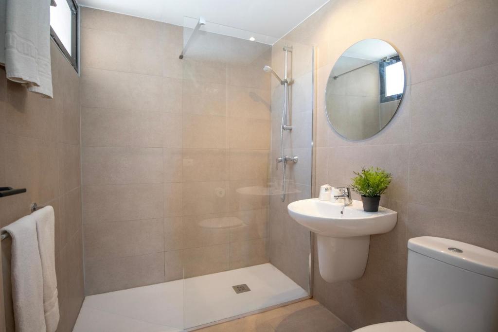 Dynastic Rooms Apartments — Benidorm, Valencian Community