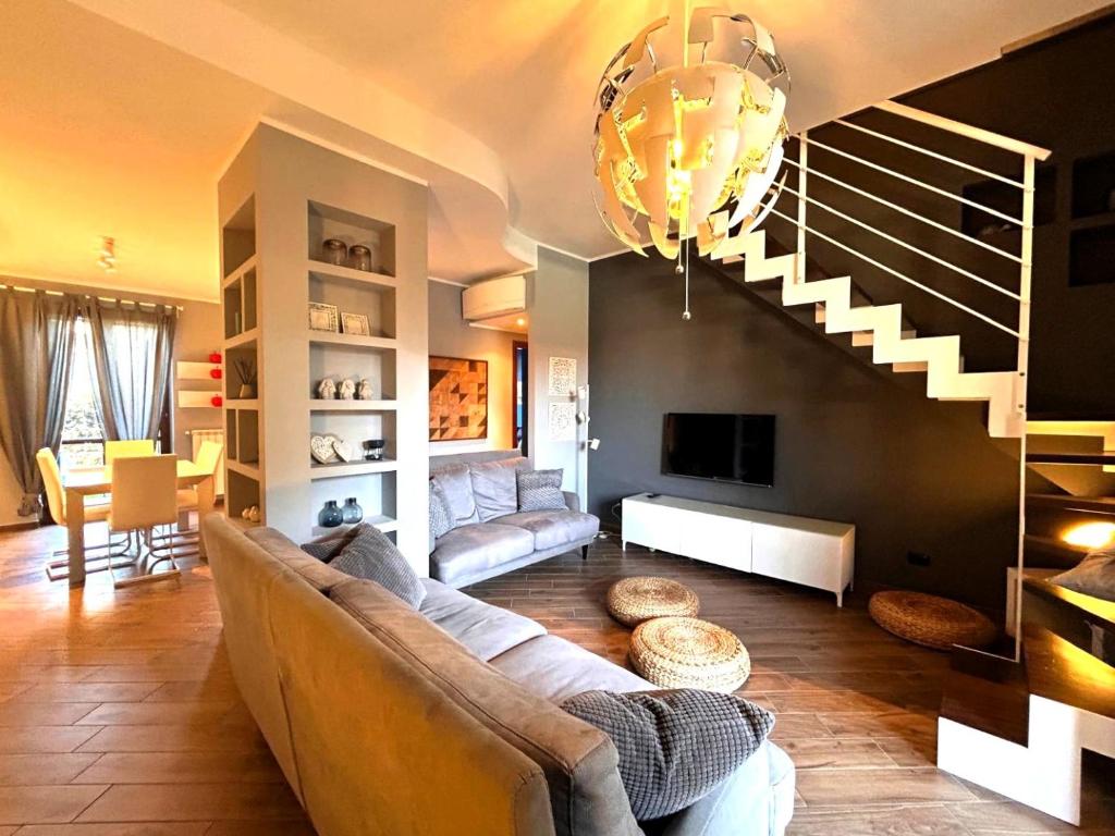 Casa Magenta Giardino Privato e Piscina nel Borgo - 1
