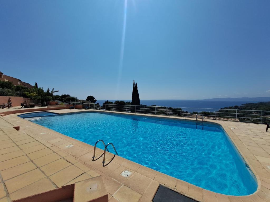 Joli 43m2 , Vue mer , piscine , parking - 4