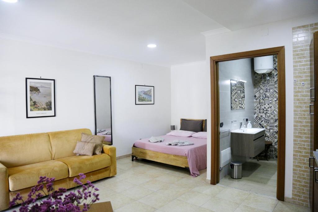 3D Apartment, Neapol