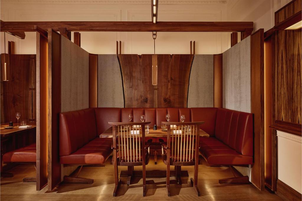 Restaurant, The Connaught in London