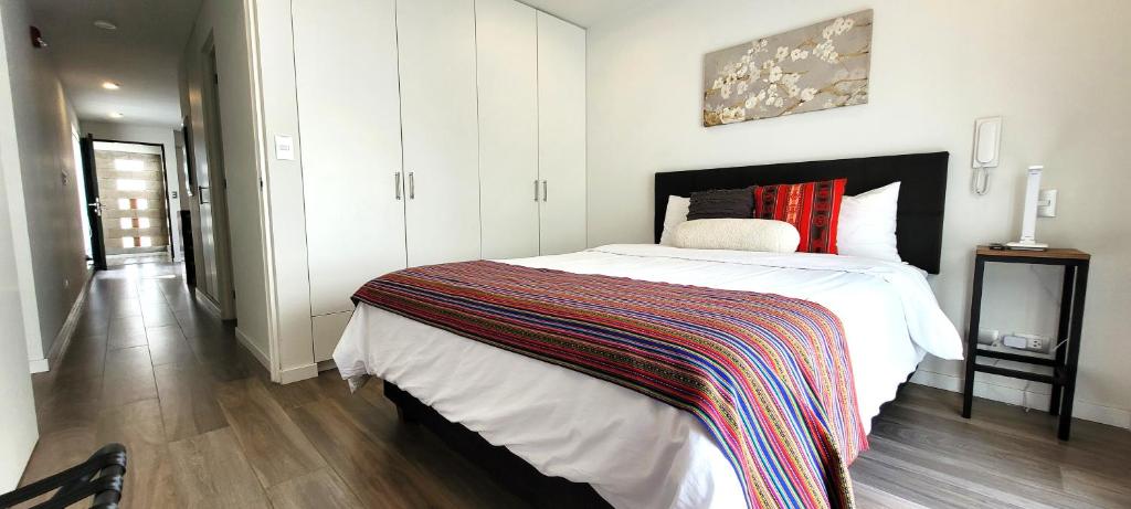 Comodo y Silencioso Apartamento 1BR en Barranco - 2