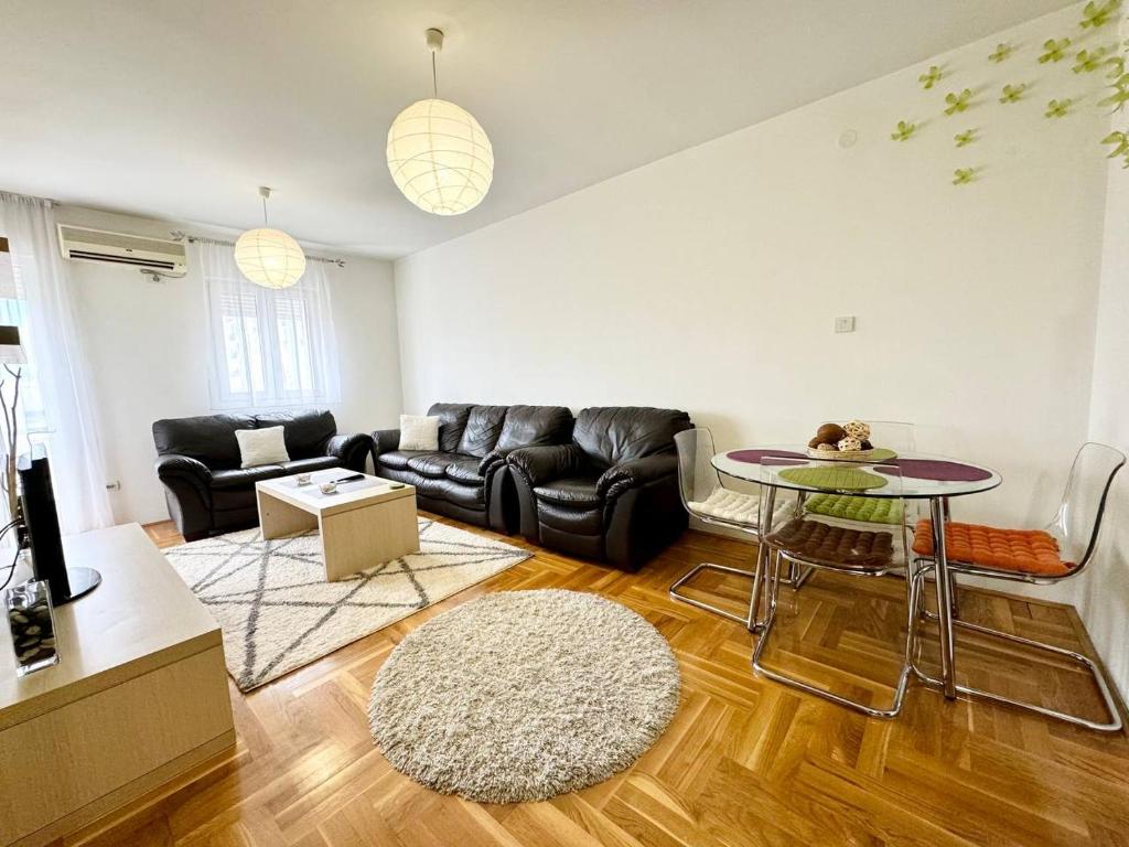 Şehir merkezi manzaralı modern - 2