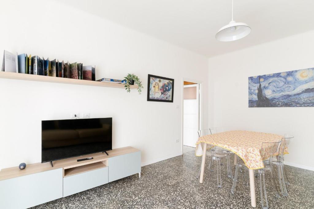 GuestHost - Città Studi Apartment with balcony - 3