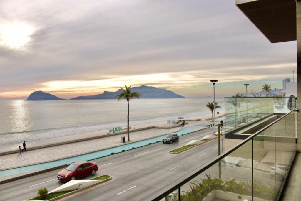 Elegante depa vista al malecón y mar by G P S rentas - 2