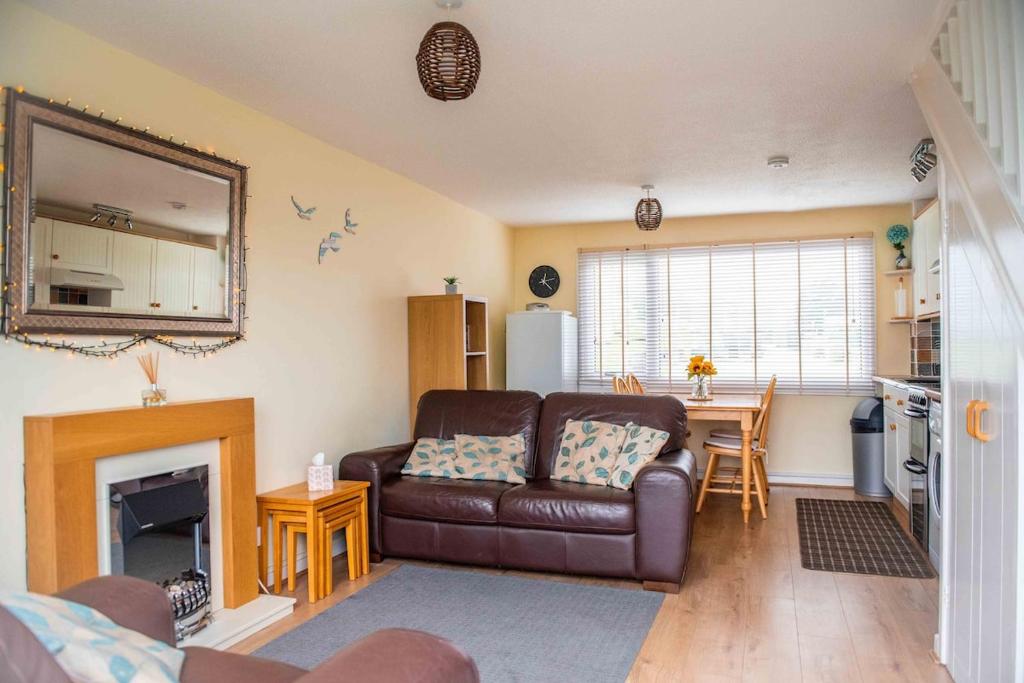chalet, near beautiful beach, Pembrokeshire