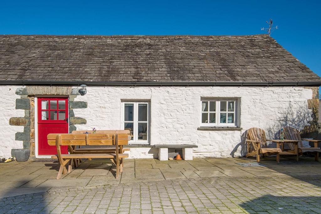 Crab Cottage, Dinas