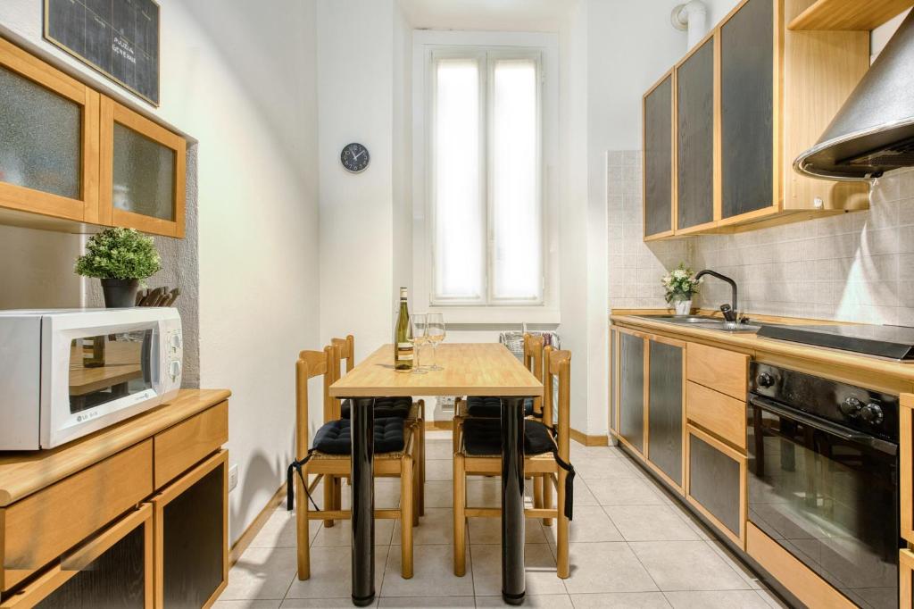 Luxury Stay - City Life - 5