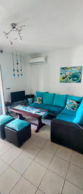 Blue lagoon, Skála Foúrkas