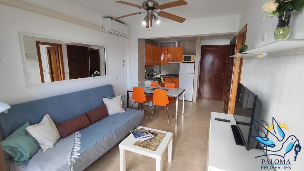 Apt 1st line with wonderful sea views - 5