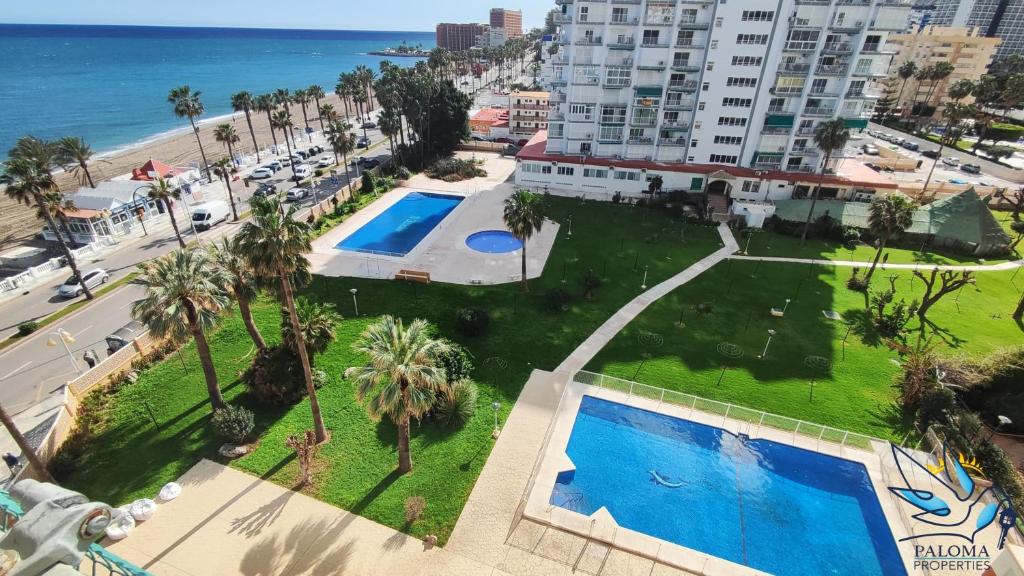 Apt 1st line with wonderful sea views, Benalmádena