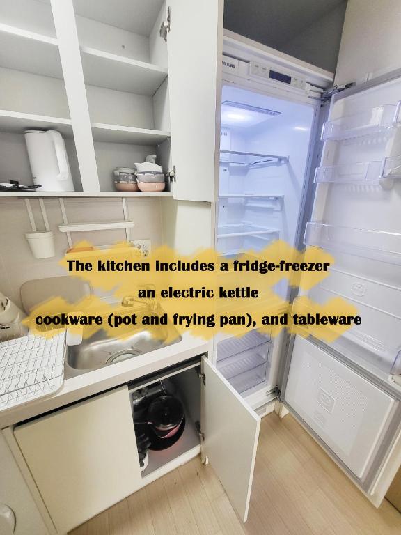 2519#Gangnam Urban Vogue Suites #Top-rated Unit # All-New Furniture & Peaceful Vibe#Sinnonhyeon 1min