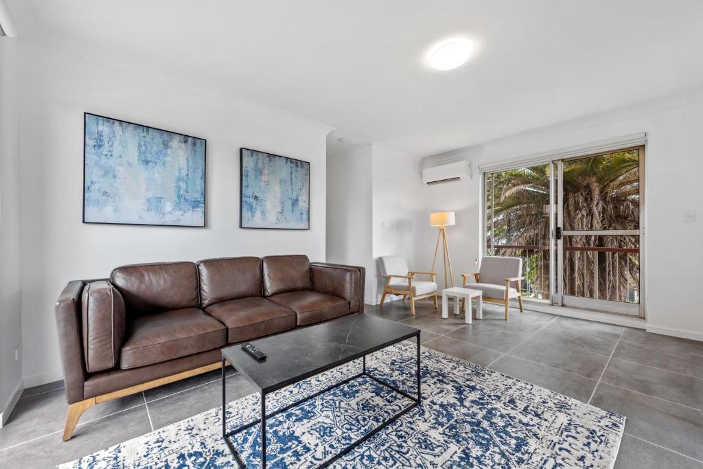 Spacious 3BRM Close to Gabba with Car Park & WiFi, Brisbane