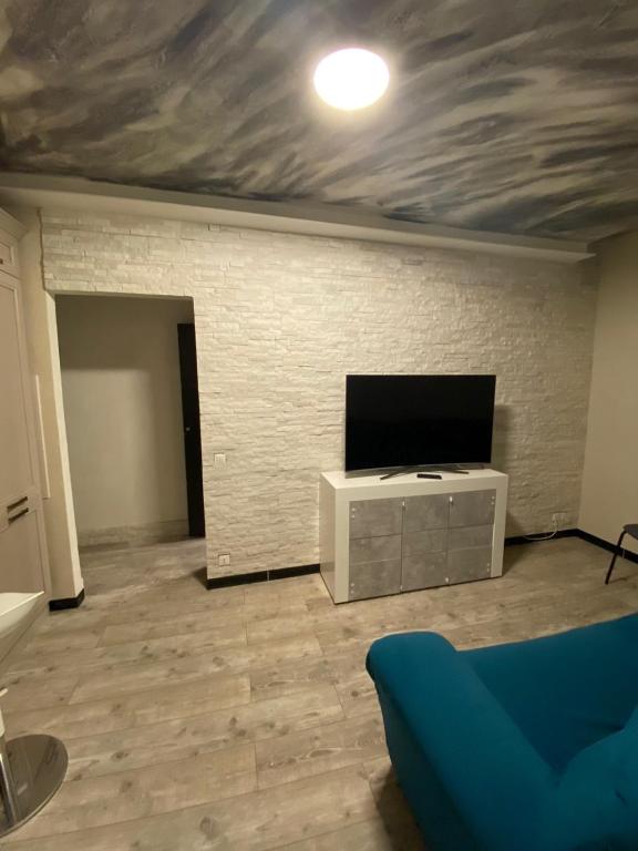 Appartamento SOLO 1 camera da letto soggiorno con angolo cottura completo e bagno Tutto ad uso esclusivo max 2 persone - 5