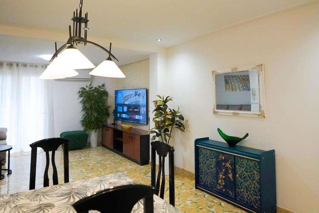 Desigual apartamento con 3 AC - 3