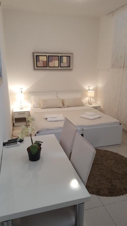 Rooms Valentino — Hotel in Split