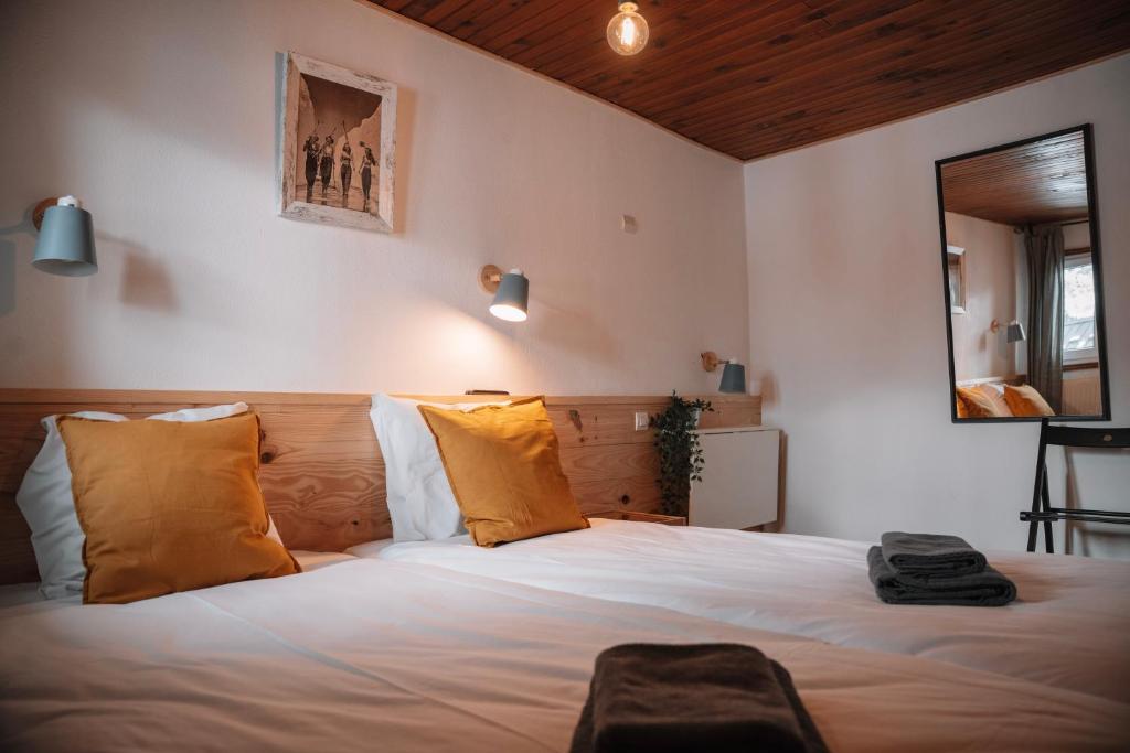 Hotel Le Pied Moutet - 2