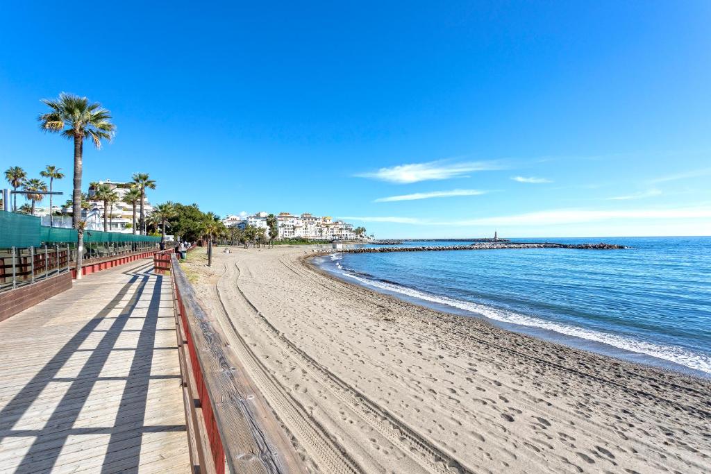 Andalucía del Mar Suite by Rent Me - 5