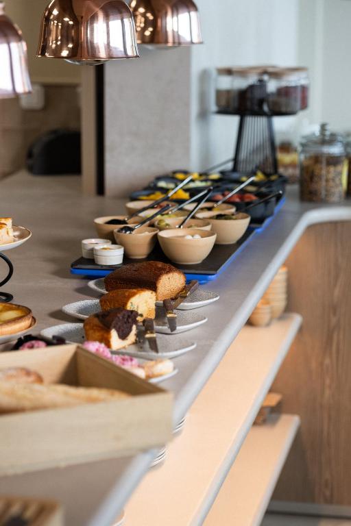 อาหารและเครื่องดื่ม