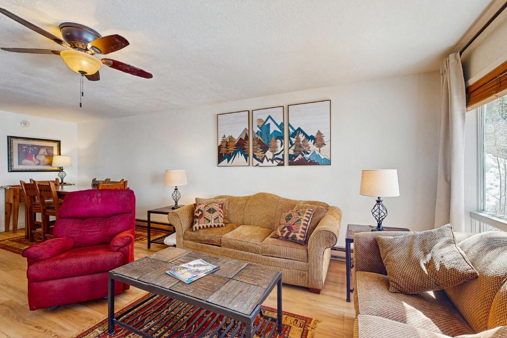 Lake Fork 7, Taos Ski Valley