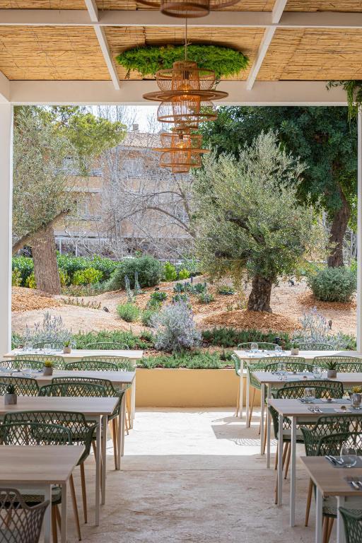MarSenses Rosa del Mar Hotel & Spa — Restauracje i bary in Palmanova, Baleary