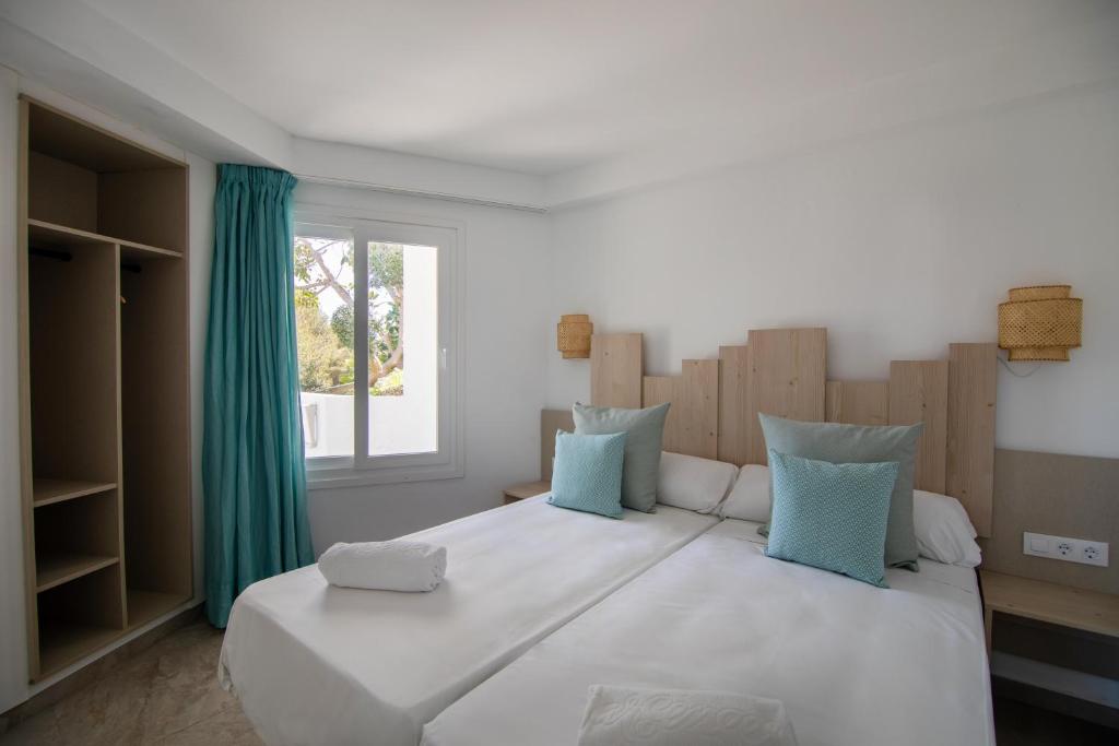 MarSenses Ferrera Blanca Hotel Family — Hotel rooms in Cala d´Or, Balearic Islands