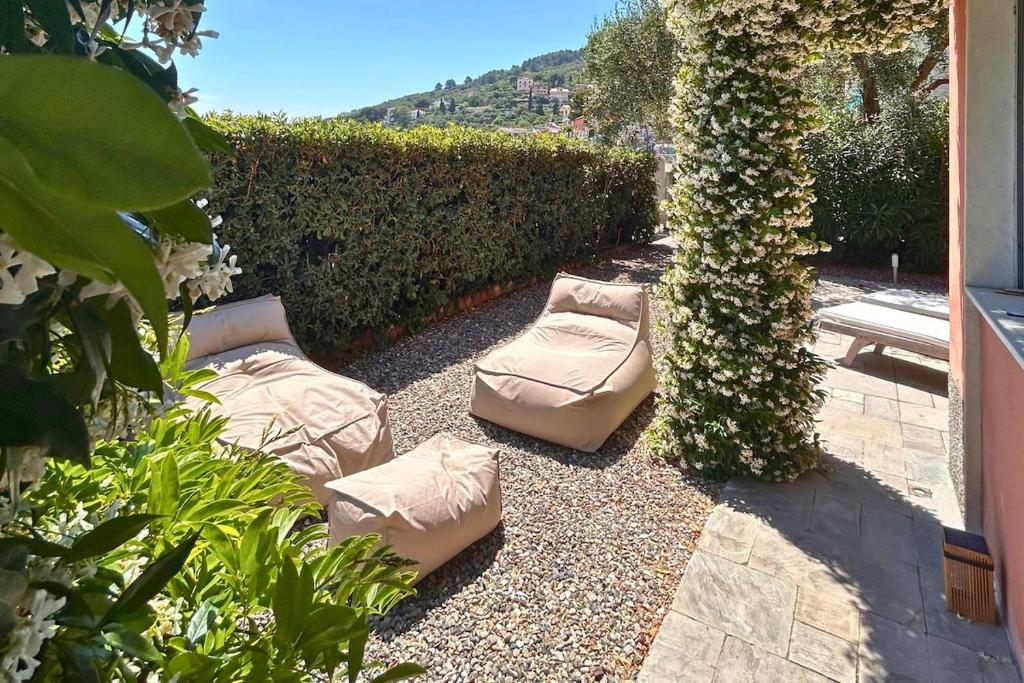 Villa Claudia - 1 minute walk to beach - 2